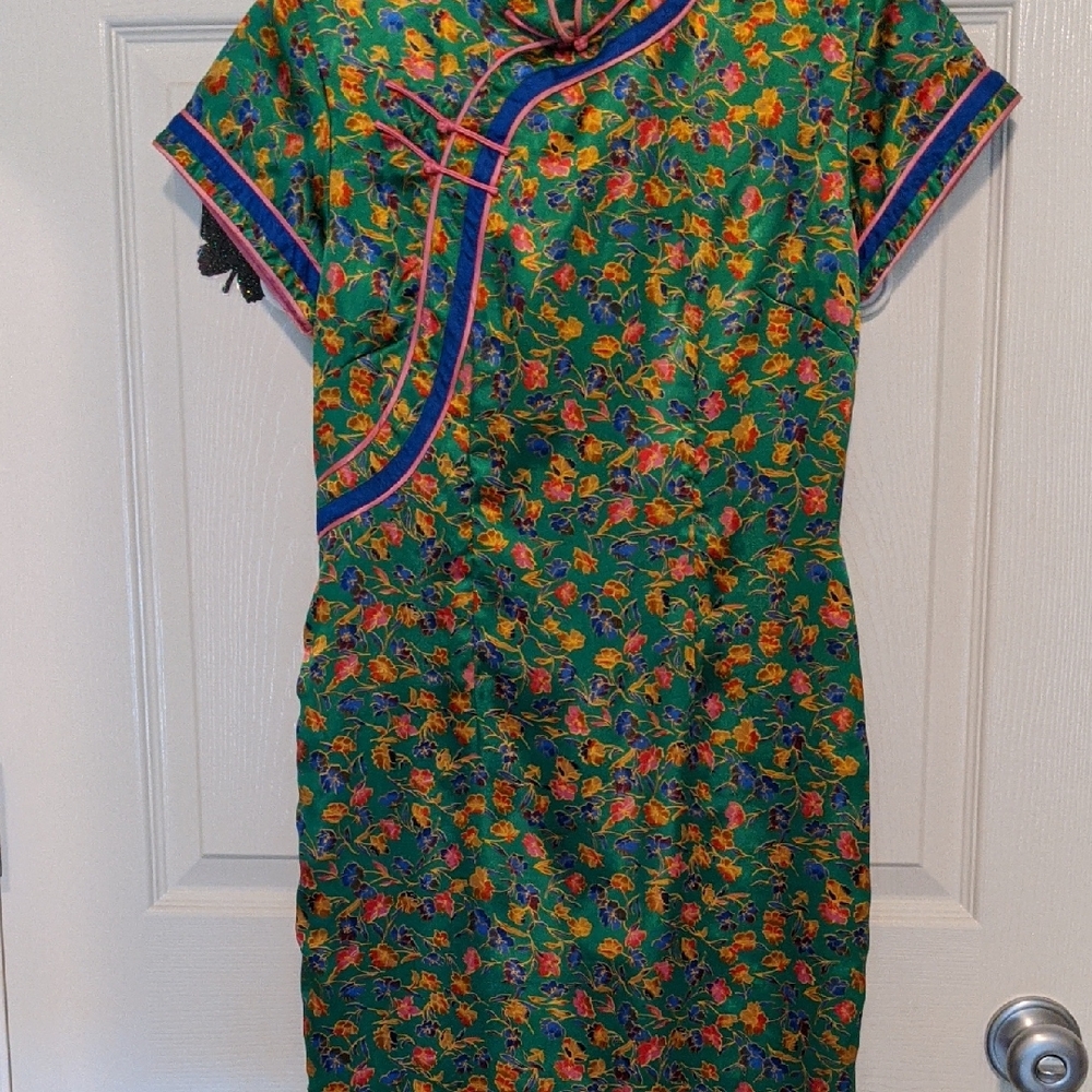 Floral Asian Inspired Green Dress